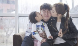 娱乐圈吃瓜李小璐微博,李小璐微博引发热议